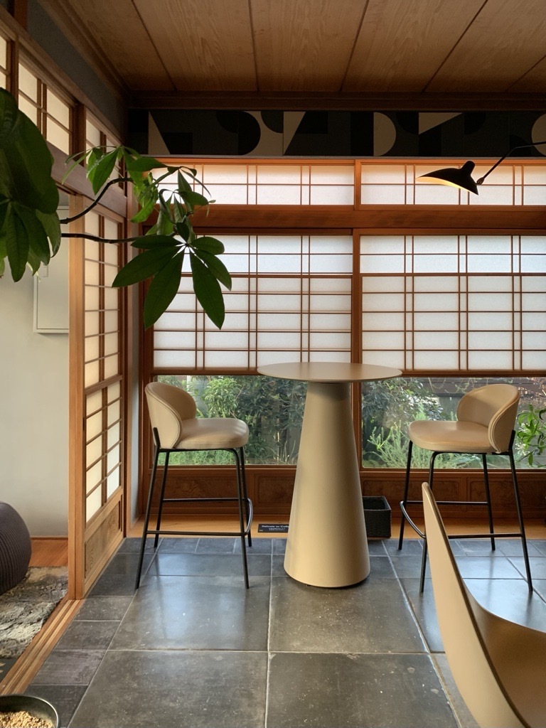 焙煎所の文字に誘われ入店したお店